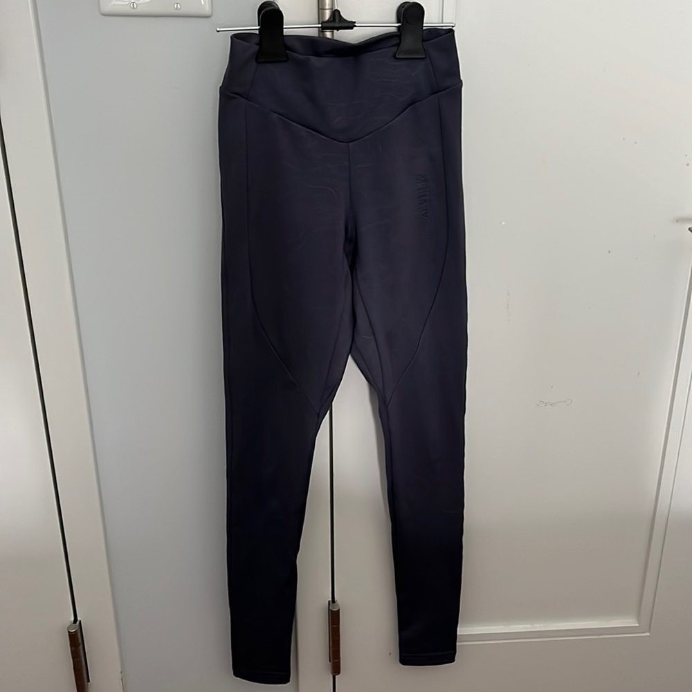 Gymshark leggings, dark grey, size XS